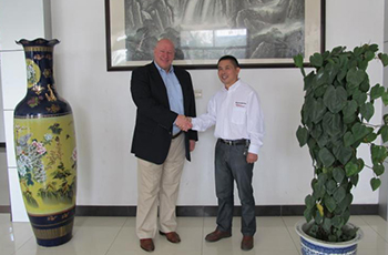 our American customers BG visited us to inspect the production, quality and delivery links.